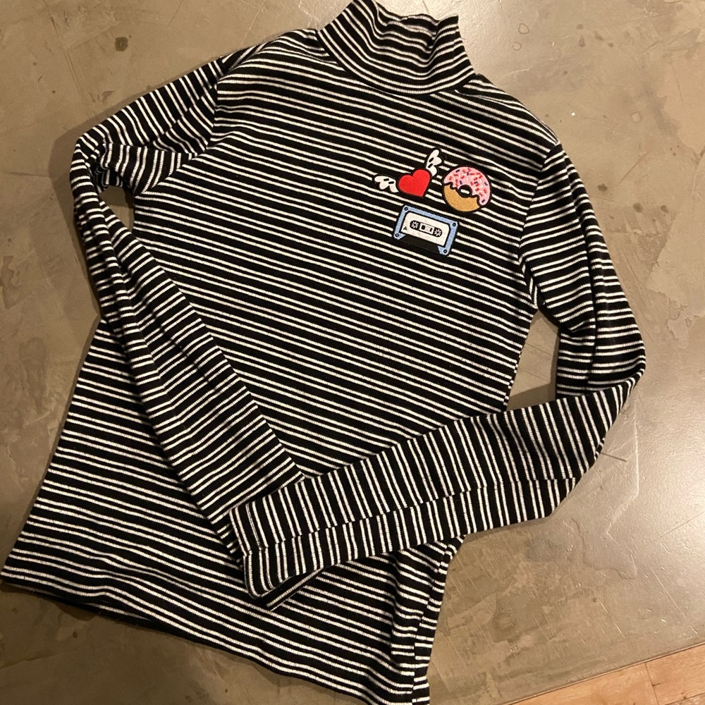 Cute and comfy Zara mock neck